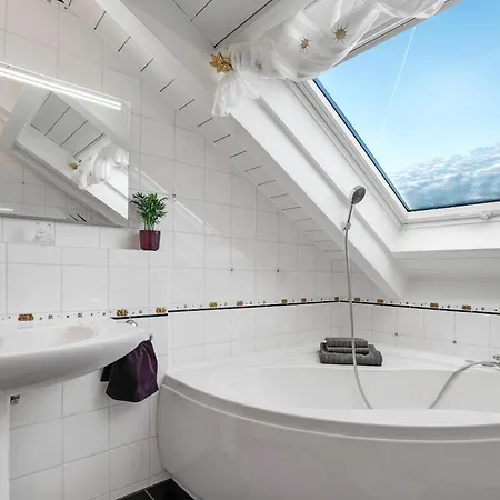 Apartamento Dachgeschosswohnung In Hofolding Brunnthal