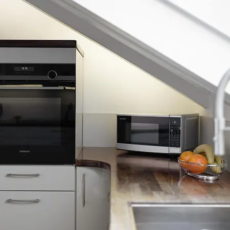 Dachgeschosswohnung In Hofolding Apartamento
