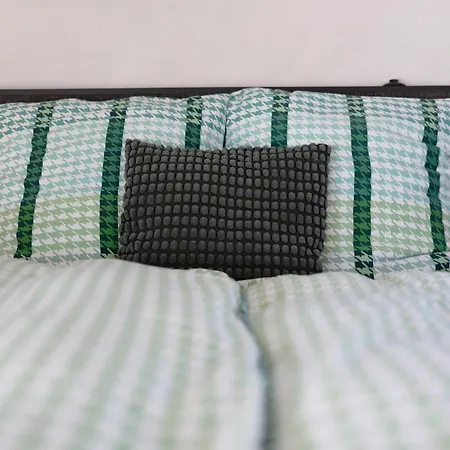 Dachgeschosswohnung In Hofolding Apartamento