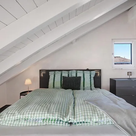 Apartament Dachgeschosswohnung In Hofolding *
