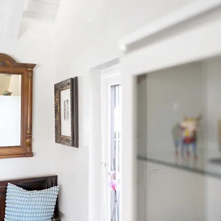 Dachgeschosswohnung In Hofolding 아파트 브룬탈