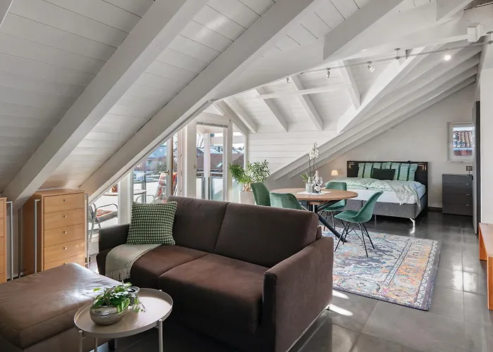 아파트 Dachgeschosswohnung In Hofolding *